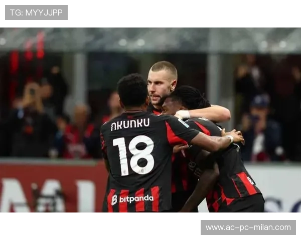 AC米兰后防在训练中接连演练长传应对策略,出球更有威胁 AC米兰后防在训练中接连演练长传应对策略,出球更有威胁