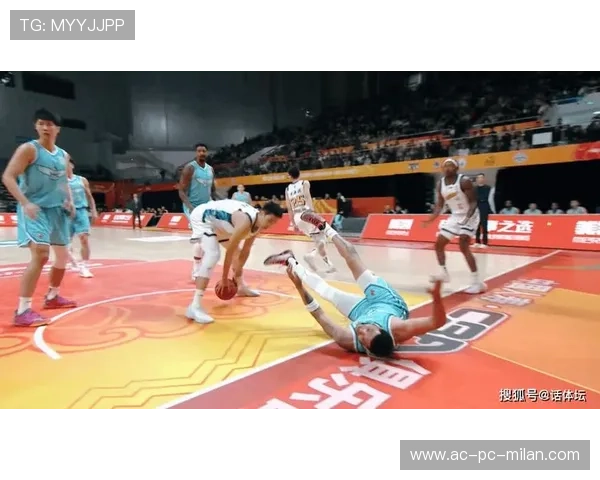 CBA广厦高压防守逼出失误,反击节奏瞬间被带起